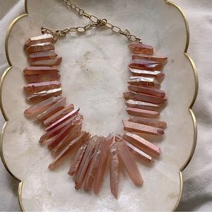 Agate or quartz necklace with gold tone chain